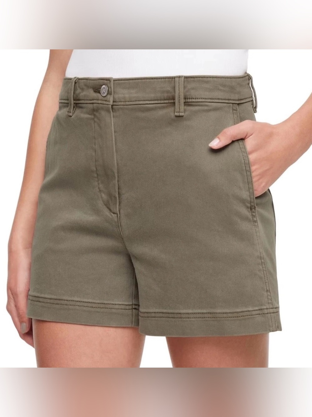 Banana Republic Olive Green Everyday Short
Inseam 4”